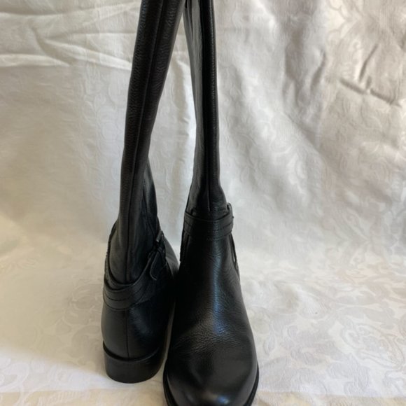 NEVER WORN! Naturalizer Black Leather Boots - Picture 3 of 6